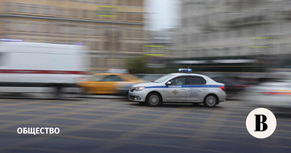 В латвии водитель bmw пытался скрыться от полиции на скорости 195 км час