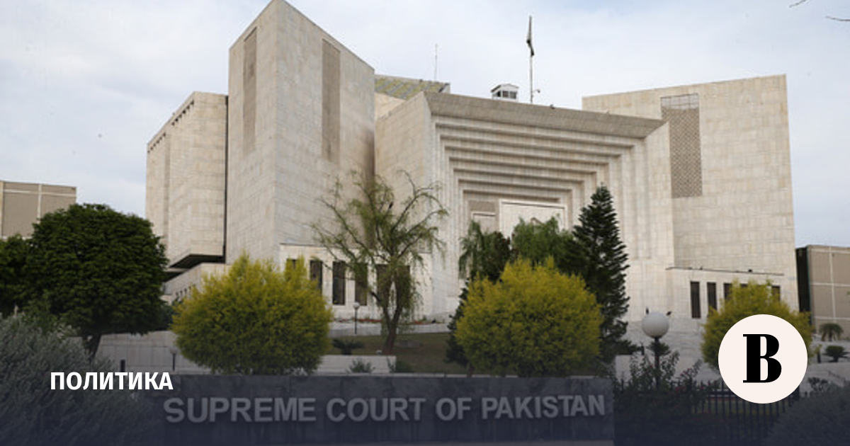 Pakistani Supreme Court rules arrest of ex-Prime Minister Imran Khan illegal