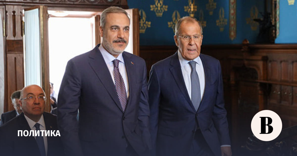 Lavrov and Turkish Foreign Minister discussed the supply of 1 million tons of Russian grain for processing