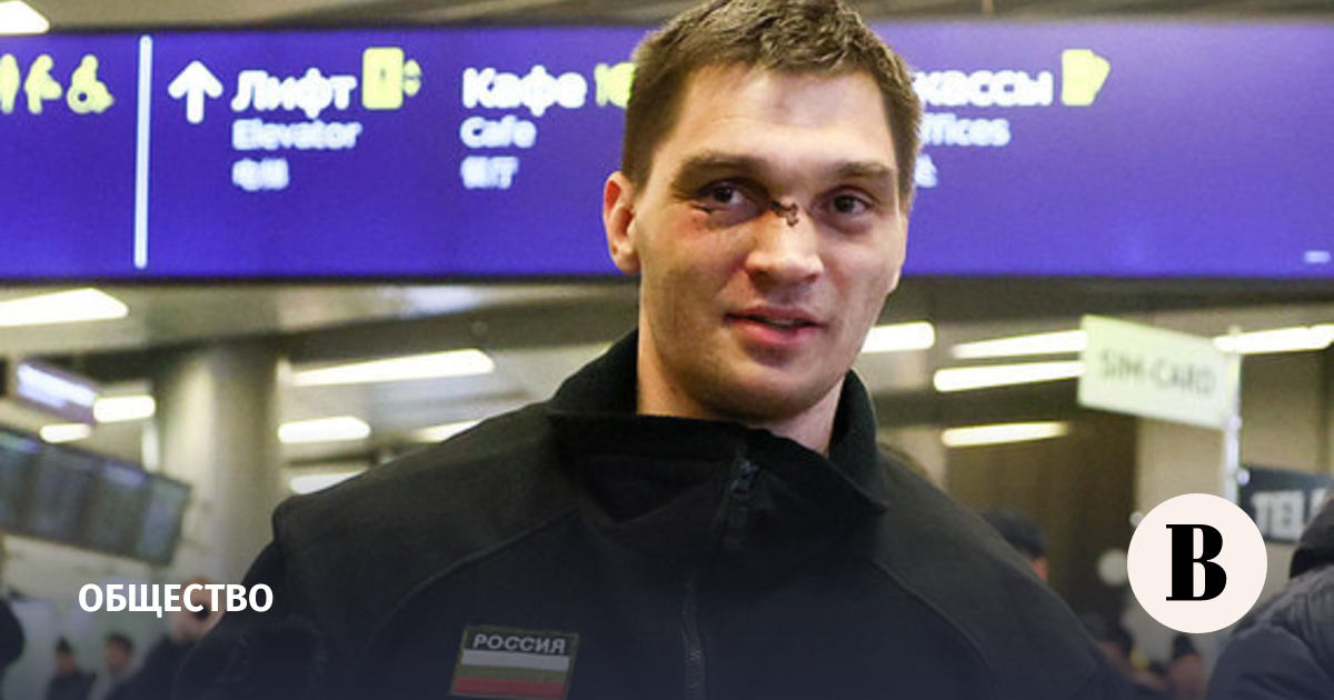 Пилот Falcon 10 рассказал о посадке самолета на пике горы в Афганистане ...