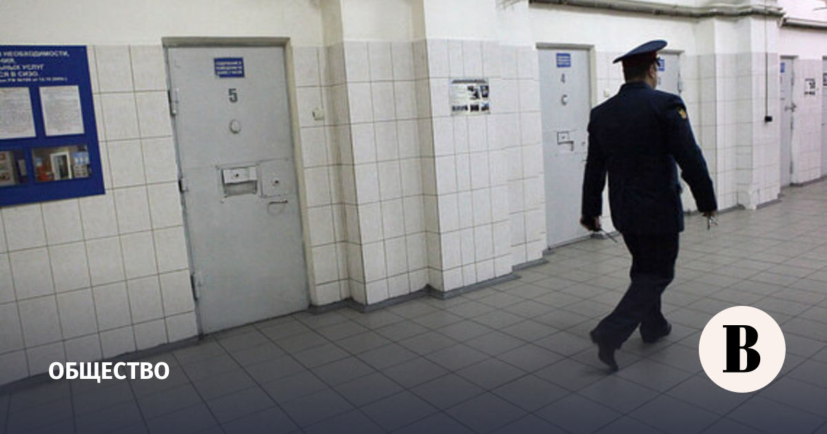 ФСИН назвала подделкой фотографию заключенного с пивом в СИЗО «Кресты»