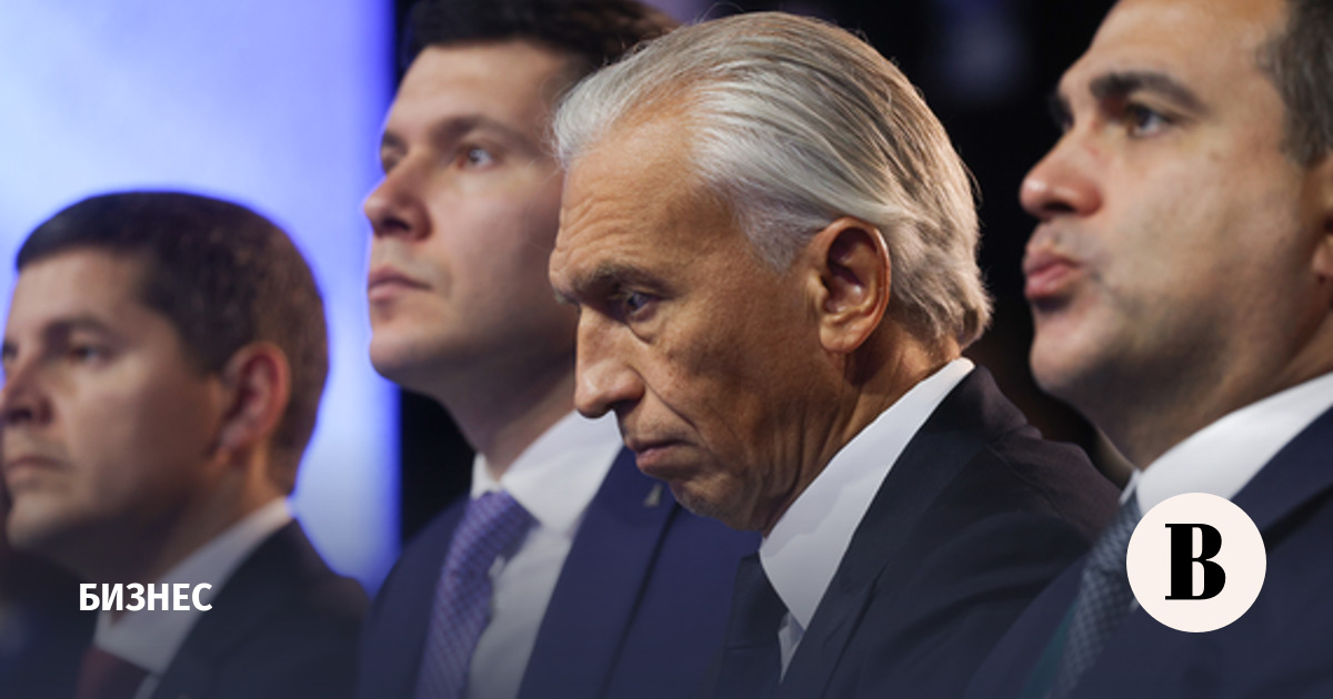 Моор указал на зависимость от импорта оборудования нефтесервиса