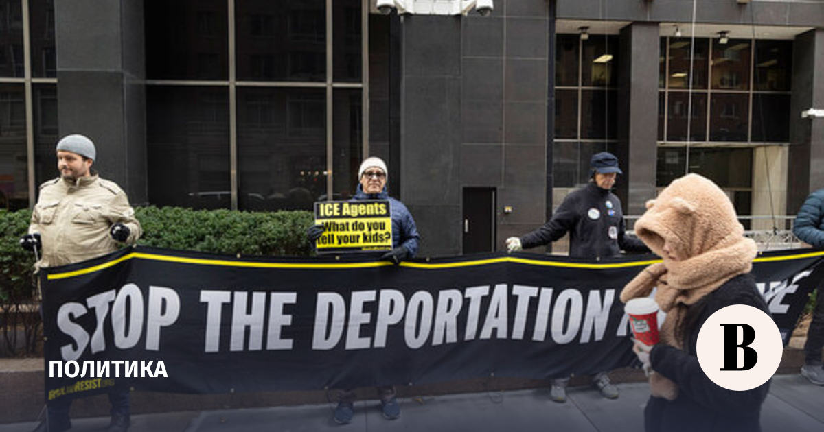 В Киеве пообещали найти «достойное применение» депортированным из США украинцам