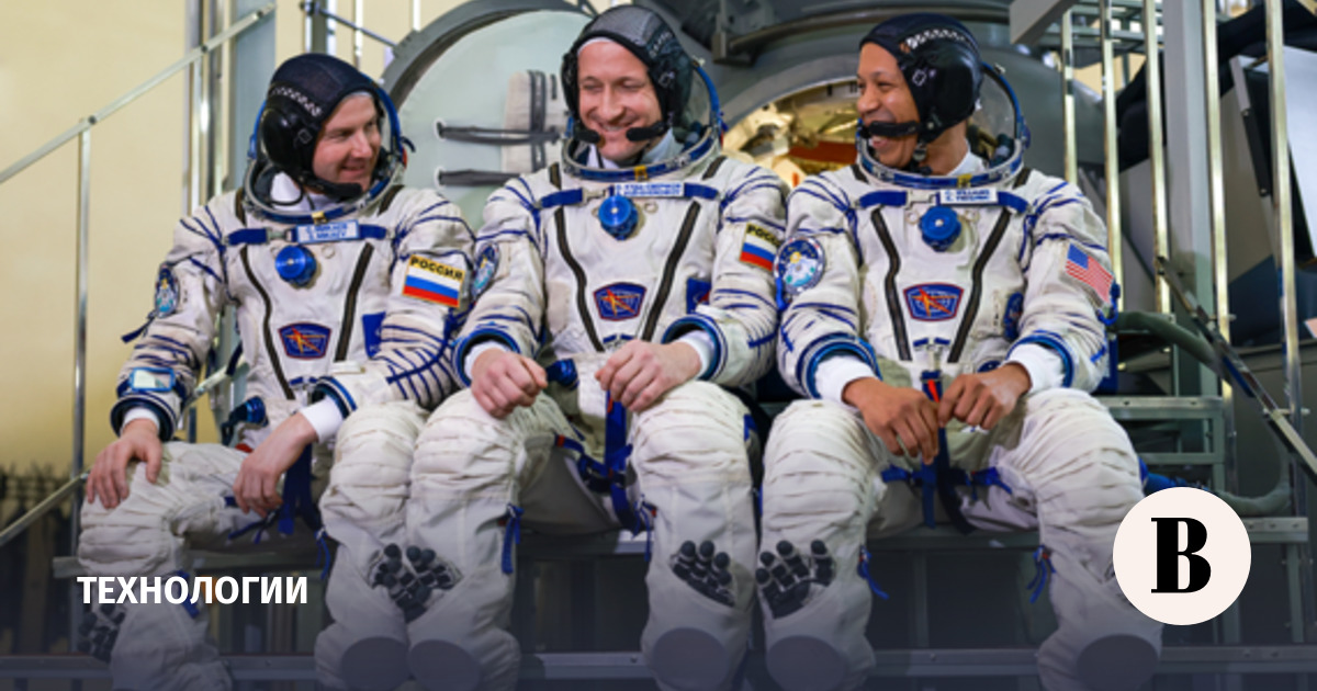 «Роскосмос» показал музыкальный плейлист космонавтов МКС