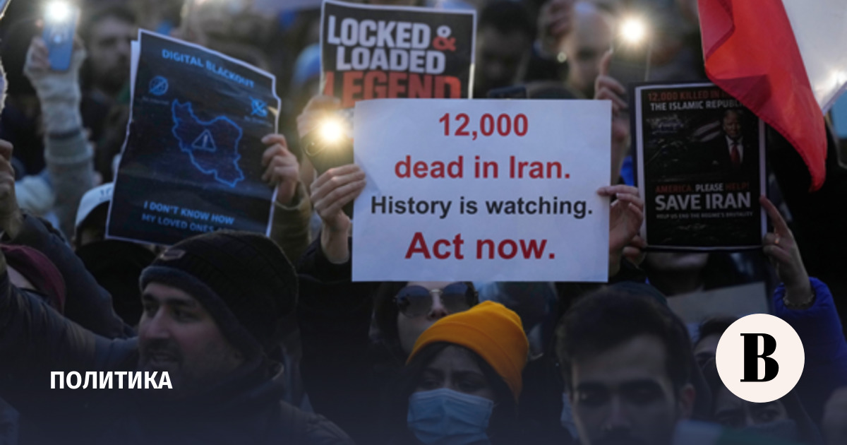 При протестах в Иране могли погибнуть свыше 12 000 человек