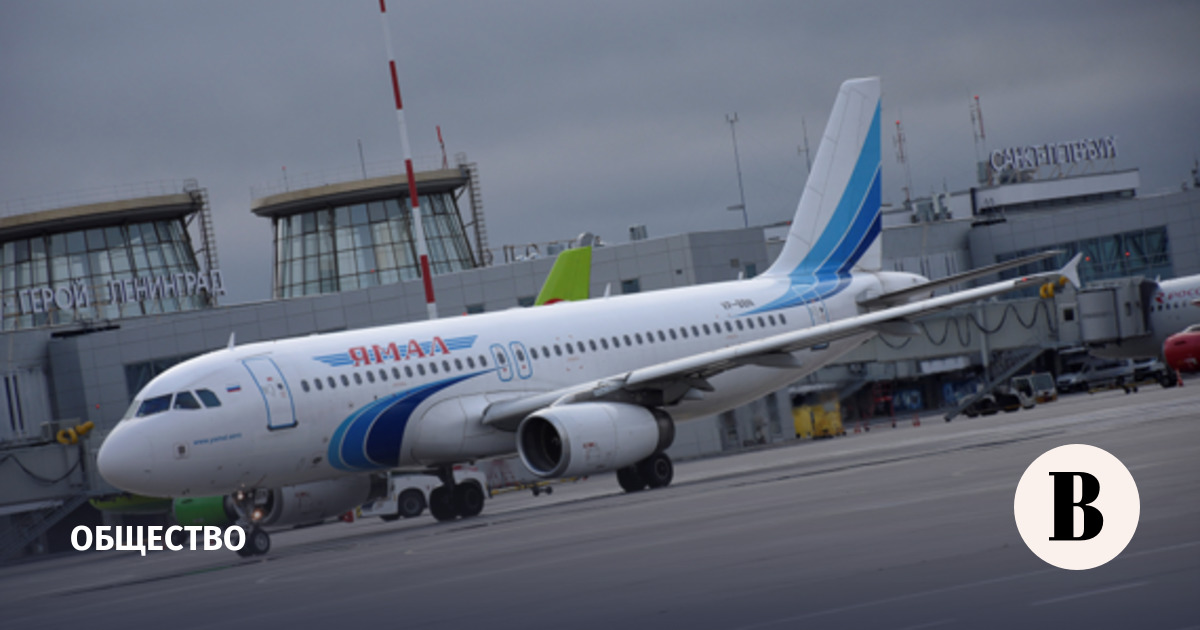 Самолет авиакомпании «Ямал» совершил посадку в Тюмени из-за проблем с крылом