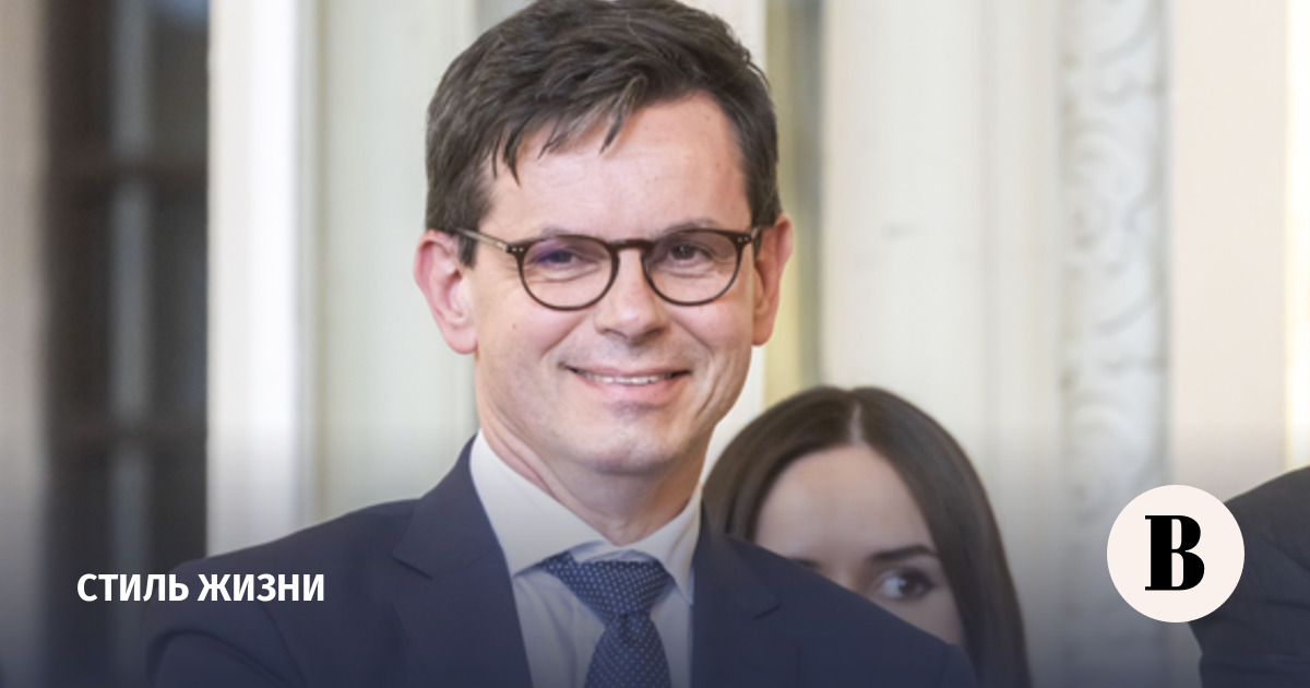 Новым директором Лувра стал экс-глава музеев Версаля Кристоф Лерибо