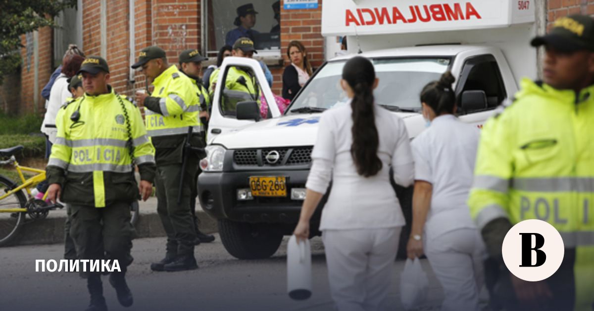 Власти Колумбии подтвердили гибель 80 человек при крушении военного самолета