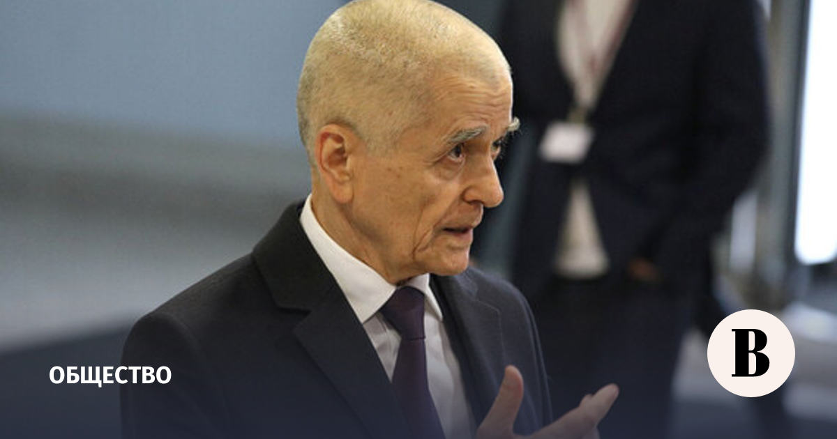 Онищенко назвал невозможным введение шестидневки