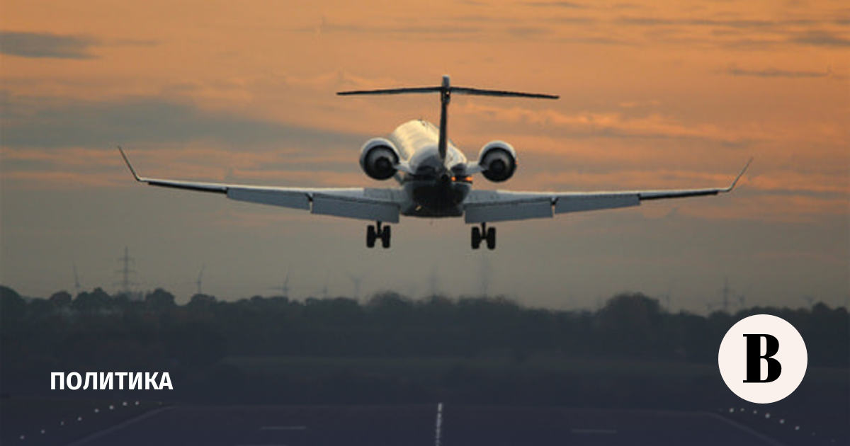 Bloomberg: авиационного топлива в Европе хватит до мая