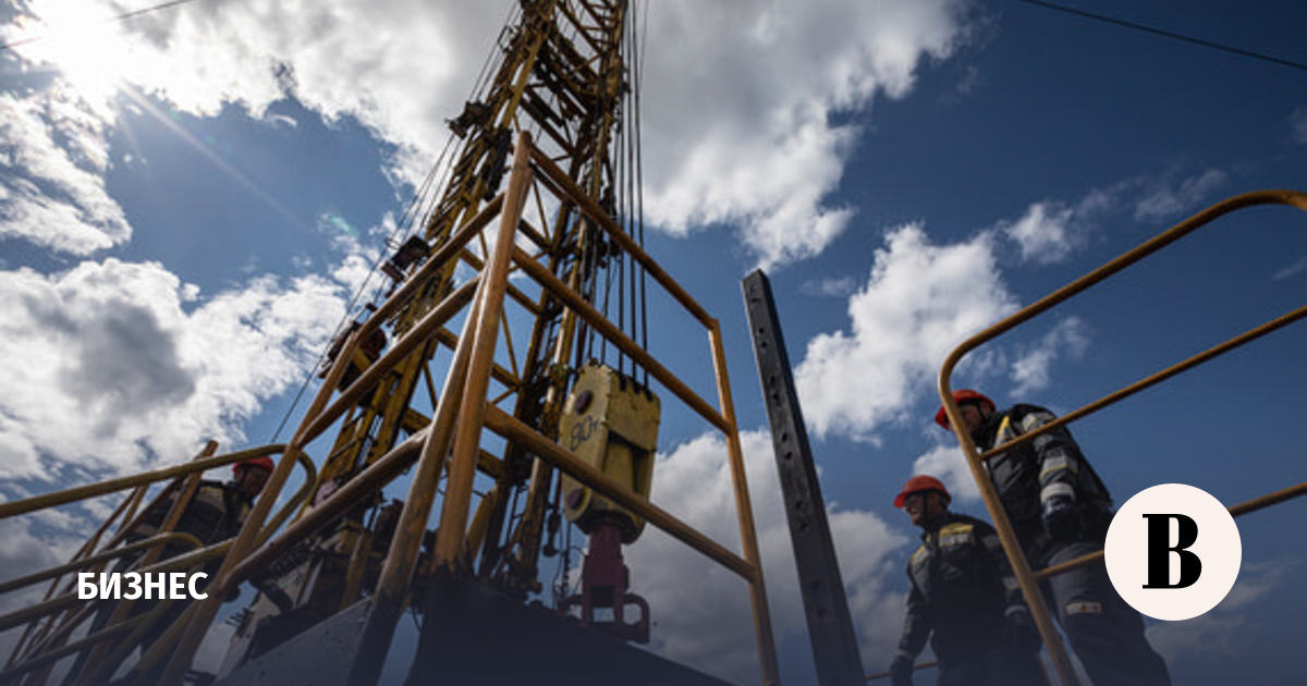 Сечин оценил в вклад нефтяной отрасли в формирование бюджета РФ