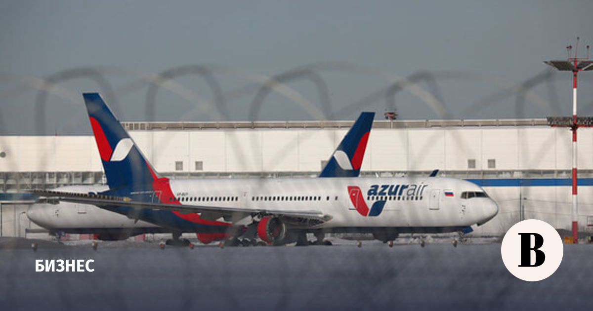 Azur Air сняла несколько самолетов с рейсов после проверки Росавиацией