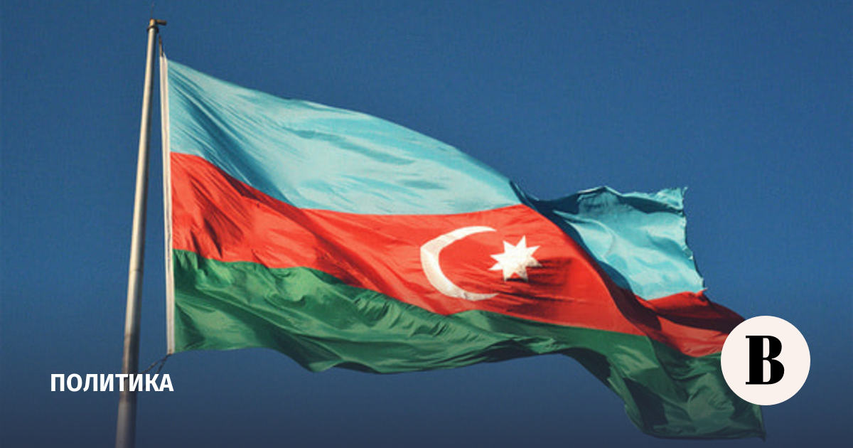 Песков: дипломаты следят за ситуацией с задержанными в Баку россиянами