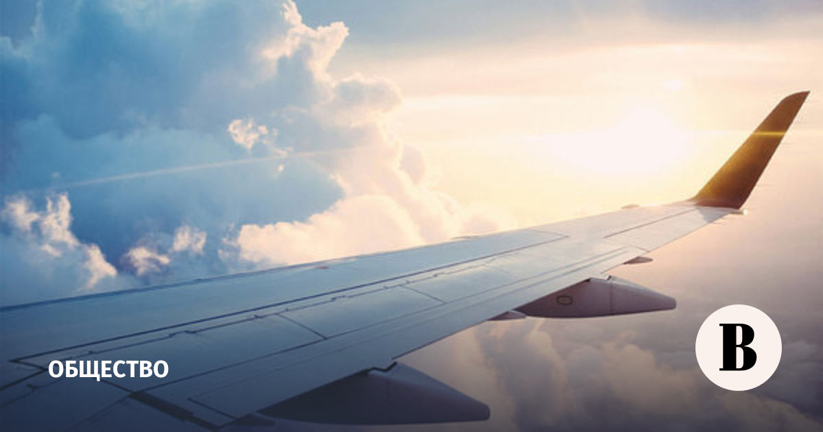 Летевший из Петербурга в Стамбул самолет экстренно сел в Бухаресте