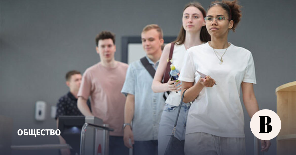 Глава Рособрнадзора: ЕГЭ помог победить коррупцию при поступлении в вузы