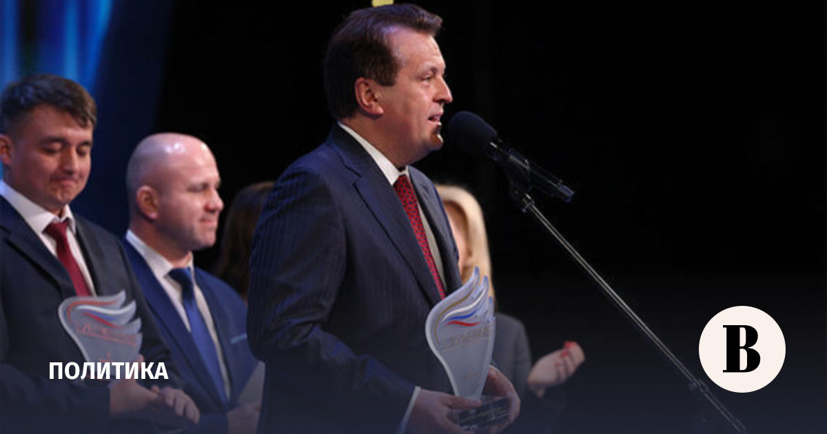 Мэр Казани стал победителем муниципальной премии «Служение»