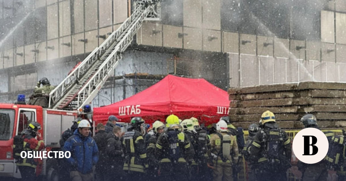 Число погибших при пожаре на стройке в Москве увеличилось до пяти