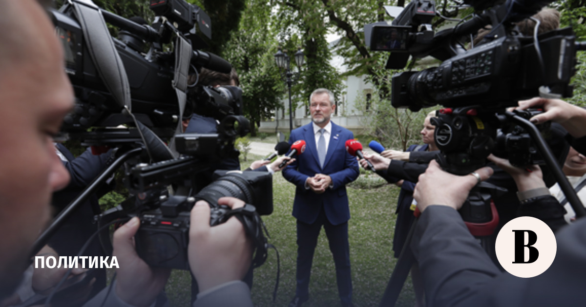 Президент Словакии заявил о расширении поставок боеприпасов Украине
