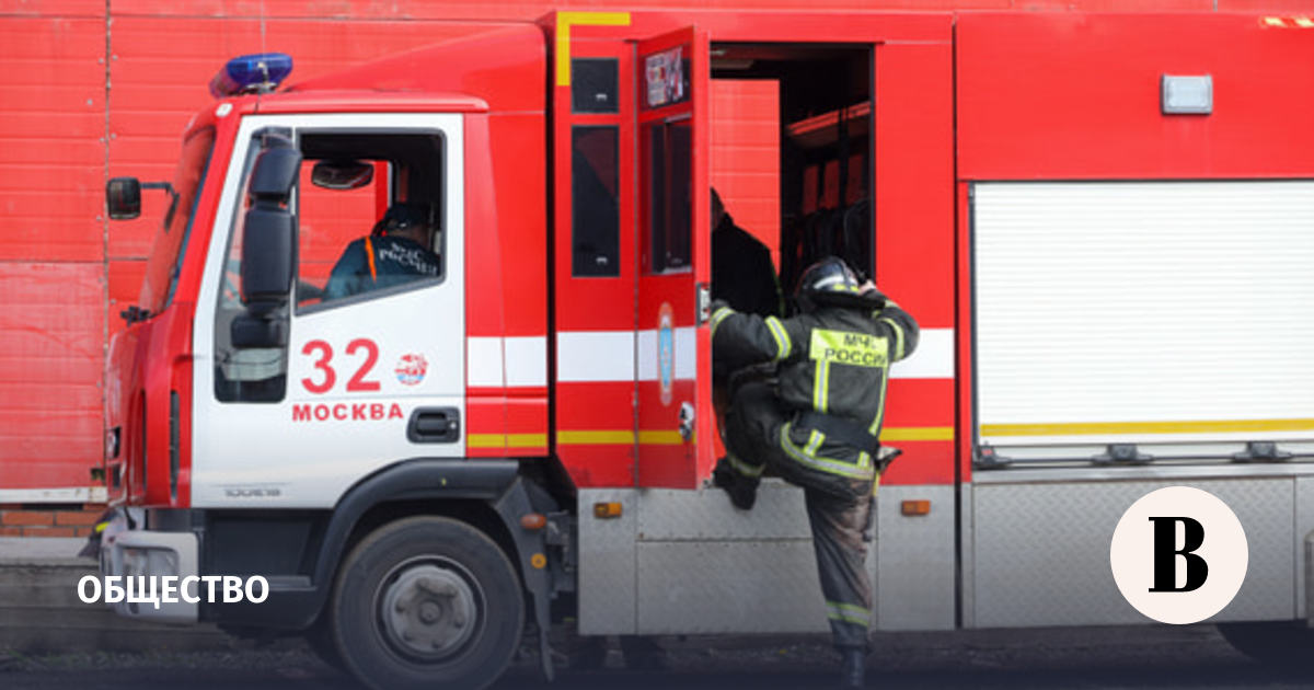 Свыше 600 человек эвакуировали из-за пожара в хостеле на востоке Москвы
