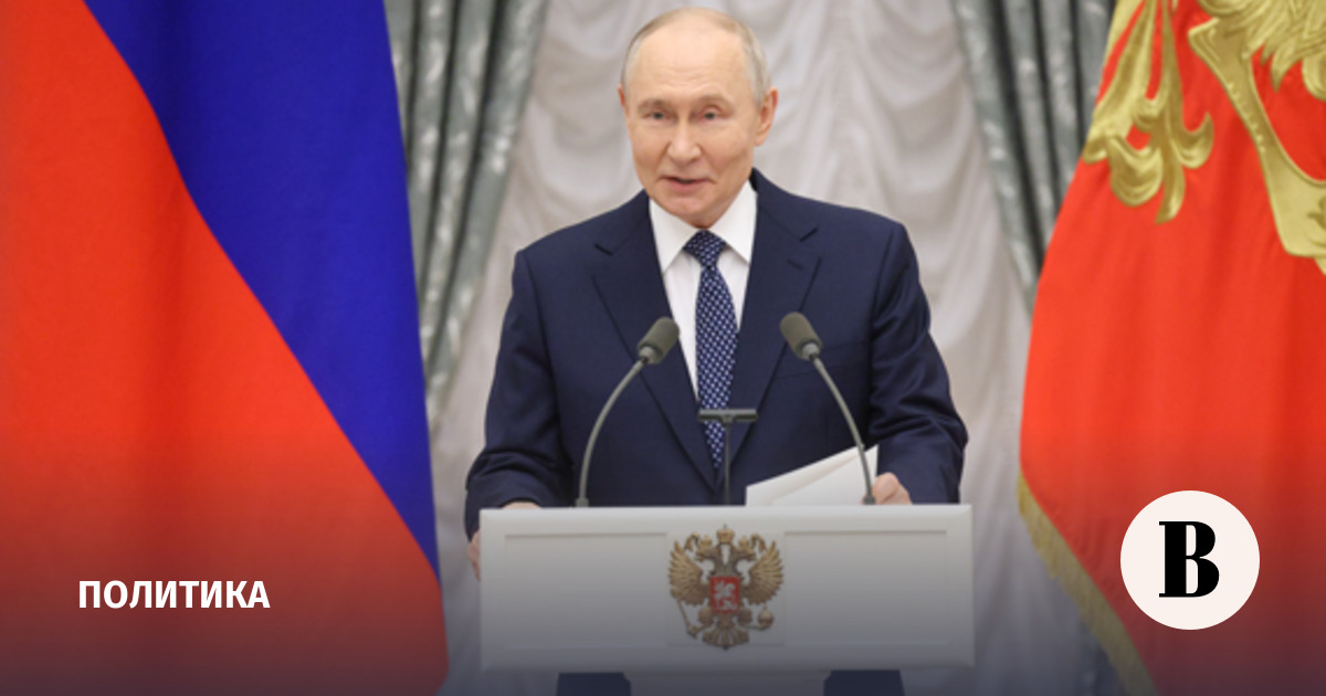 Путин подписал закон об упрощении участия в СЭЗ в новых регионах