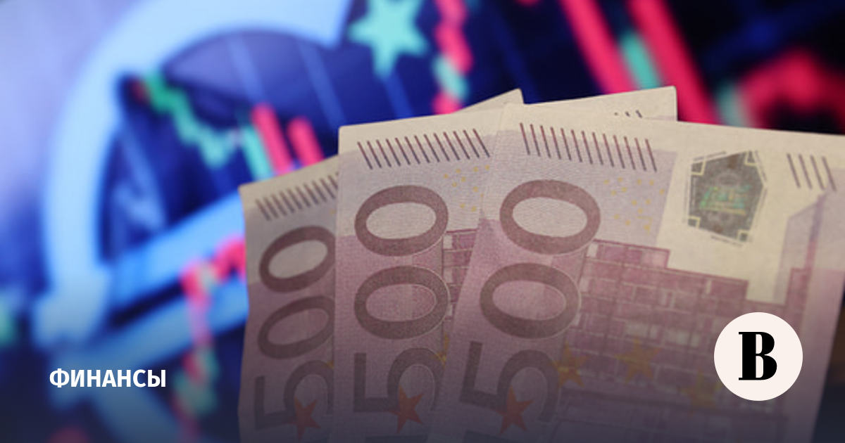 Photo: Ведомости Évolution contrastée de l'euro et du dollar américain
