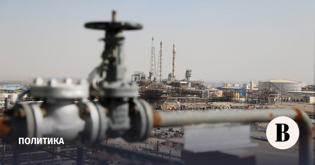 США отозвали лицензию на операции с иранской нефтью