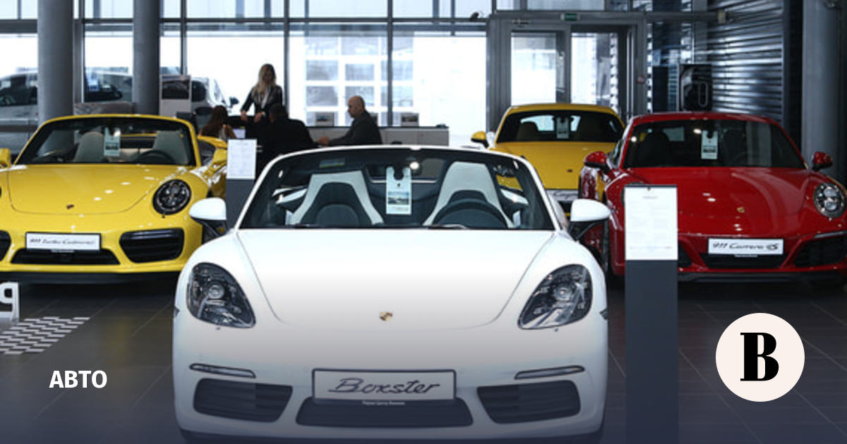 Продажи Porsche упали до минимального за шесть лет уровня
