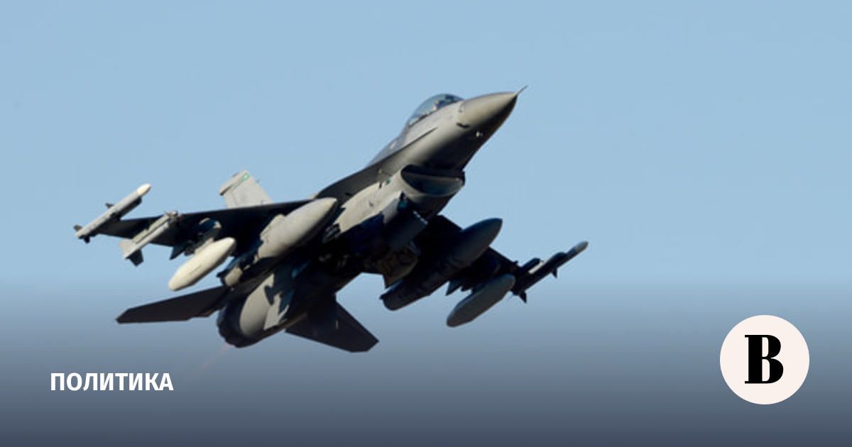 Греческий F-16 сгорел при заходе на посадку в аэропорту на острове Закинтос