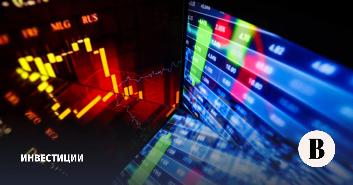 Brent в моменте подешевела до $82,74 за баррель