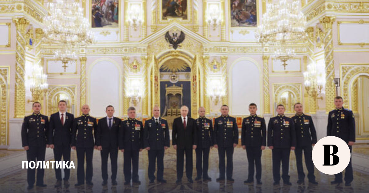 Путин поблагодарил 76-ю дивизию ВДВ за боевую работу