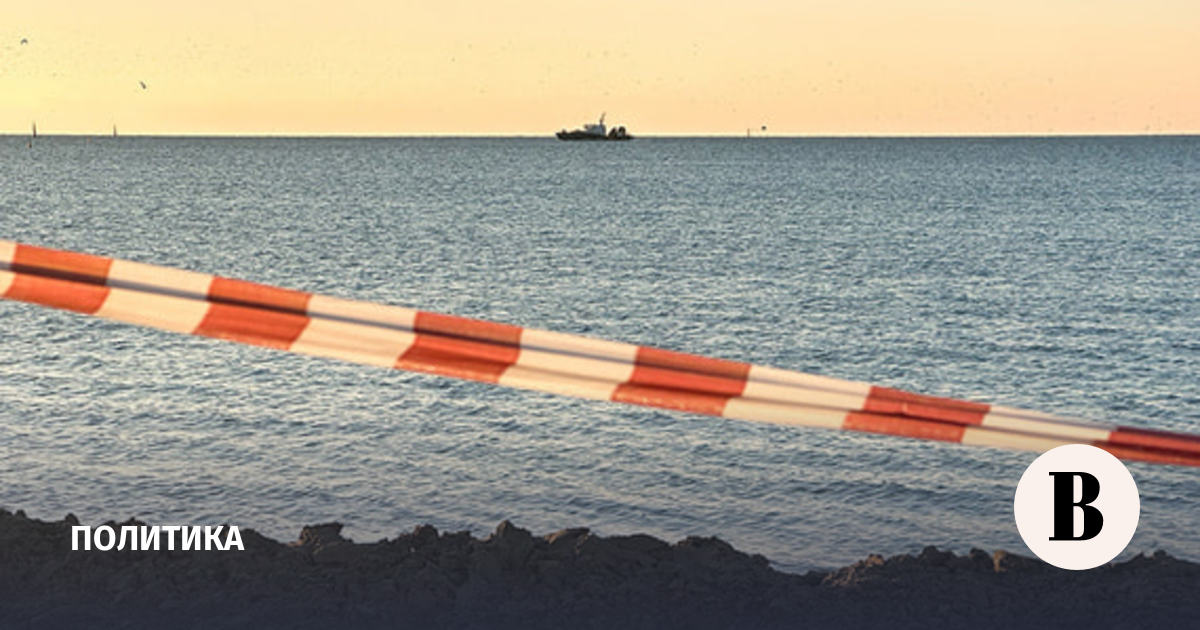 Турция ограничила проход судов в Черное море через пролив Дарданеллы