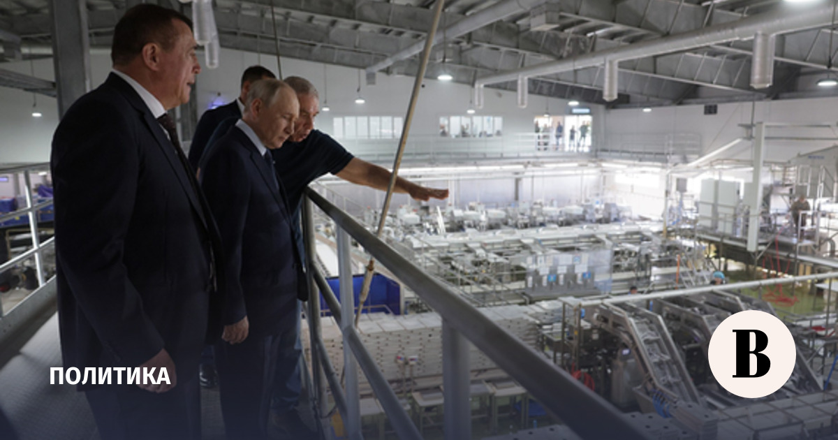 Захарова назвала неприемлемой реакцию Японии на визит Путина на Итуруп