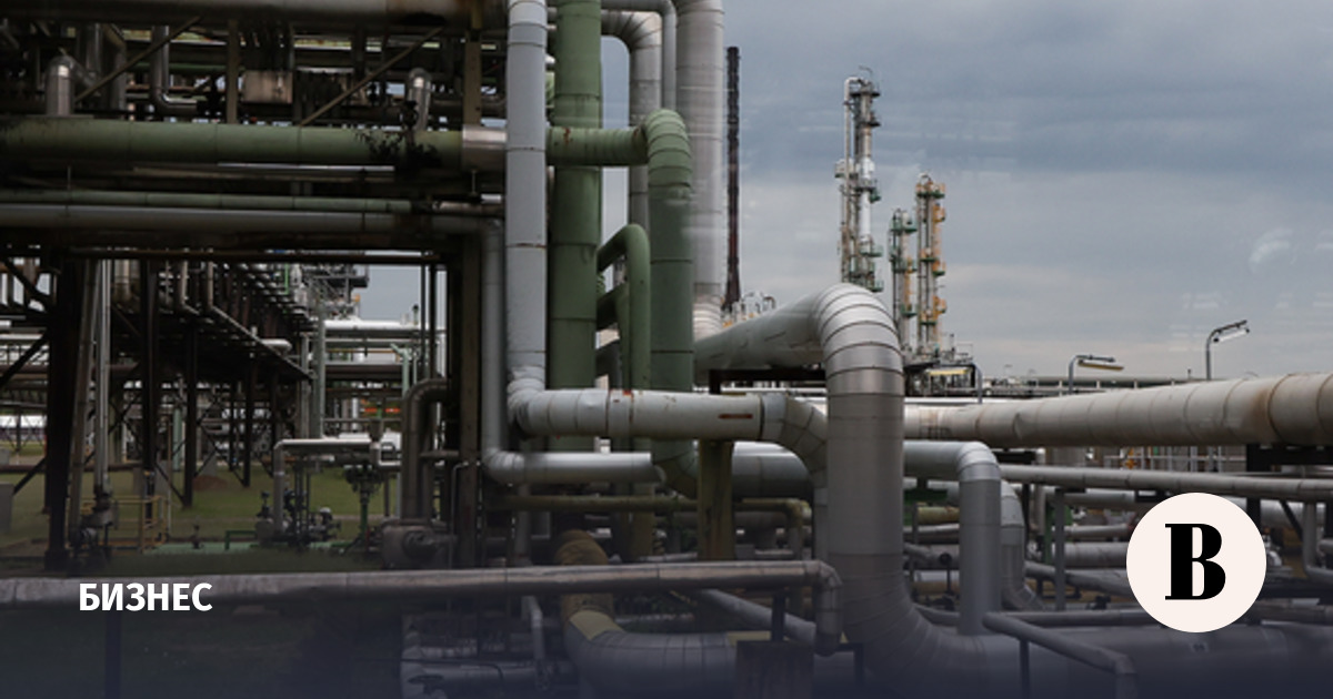 Объемы переработки нефти в КНР выросли впервые с начала войны на Ближнем Востоке