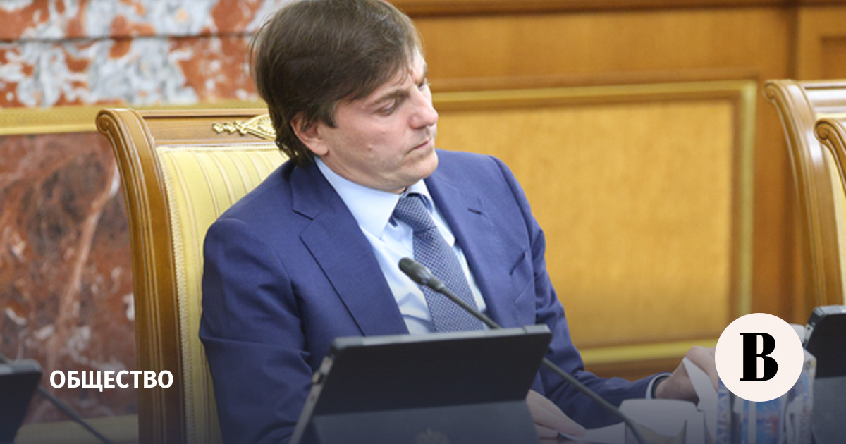Кравцов: никаких изменений и усложнений в ЕГЭ не будет
