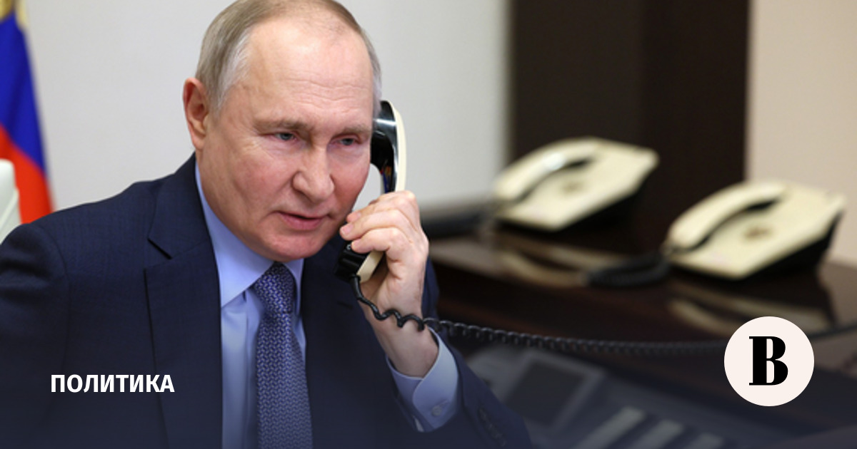 Ушаков: Путин и Трамп условились оставаться на связи