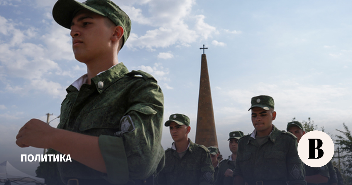 Hraparak: в армии Армении изменили воинское приветствие на стандарт НАТО