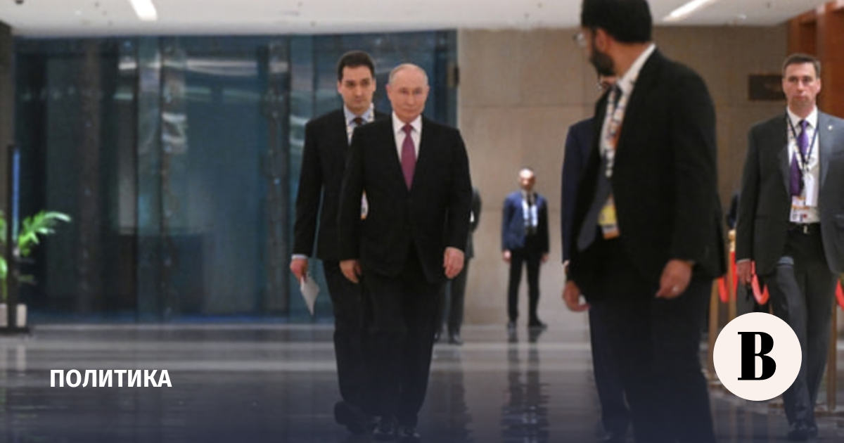 Путин и Моди поехали на индийскую выставку на одном лимузине