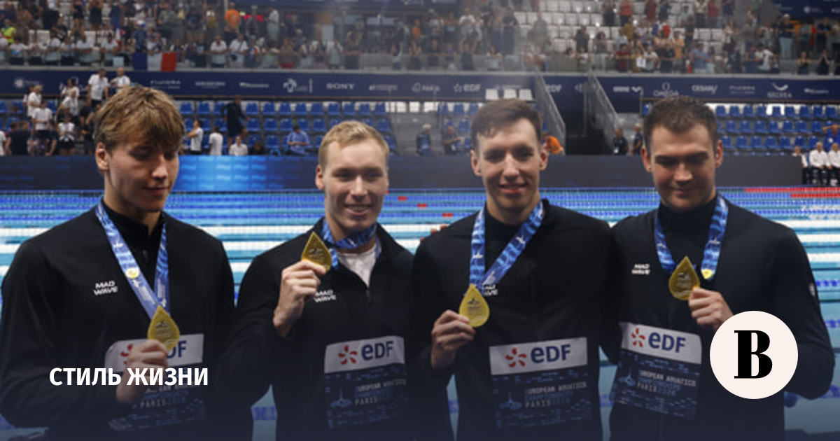 World Aquatics предписала странам обеспечить визы для пловцов из РФ
