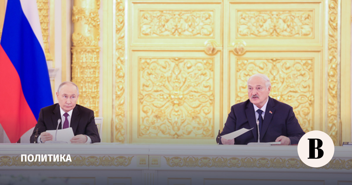 Лукашенко поздравил Путина с успешным проведением голосования