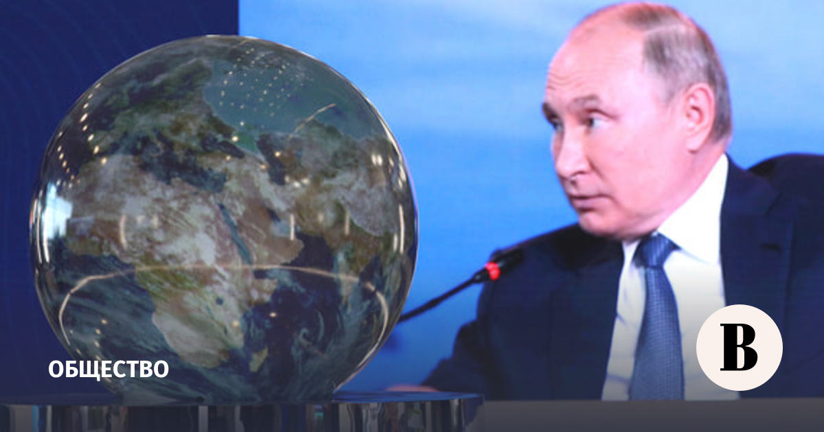 ВЦИОМ: 80% россиян считают Путина влиятельным мировым лидером
